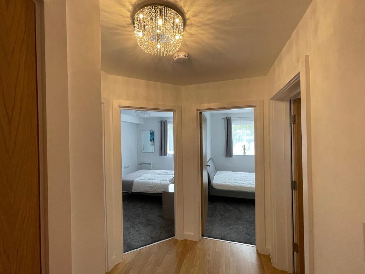 Moda Wigan - Stylish 2 Bed Apartment Central וויגאן מראה חיצוני תמונה